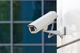 You are currently viewing How to Choose Security Camera For Your Home Or Office?